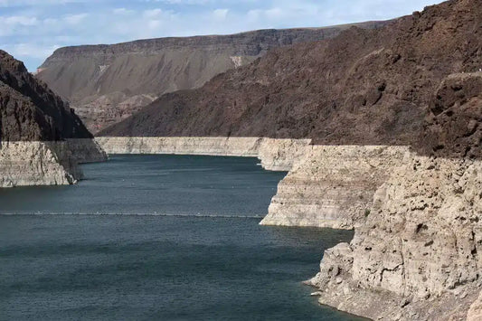 Water Efficiency in Solar Energy: How Solarud Addresses Scarcity and Climate Change